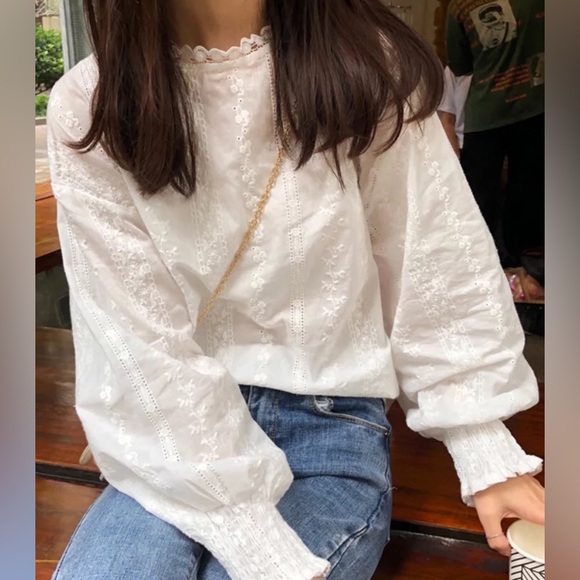 Embroidery floral blouse white lantern sleeve womens vintage style - Picture 7 of 8